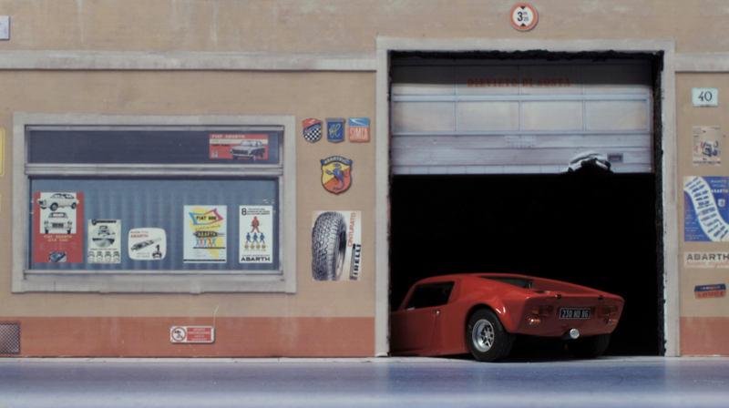 Illustration for article titled French Friday: Cette une miniature GT39.4!